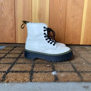 Platform white Dr. martens
